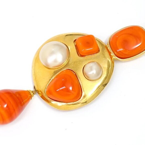 CHANEL Pearl Orange Gripoix Stone Teardrop Necklace 35" Gold Tone 93P Auth w/Box - Picture 4 of 9